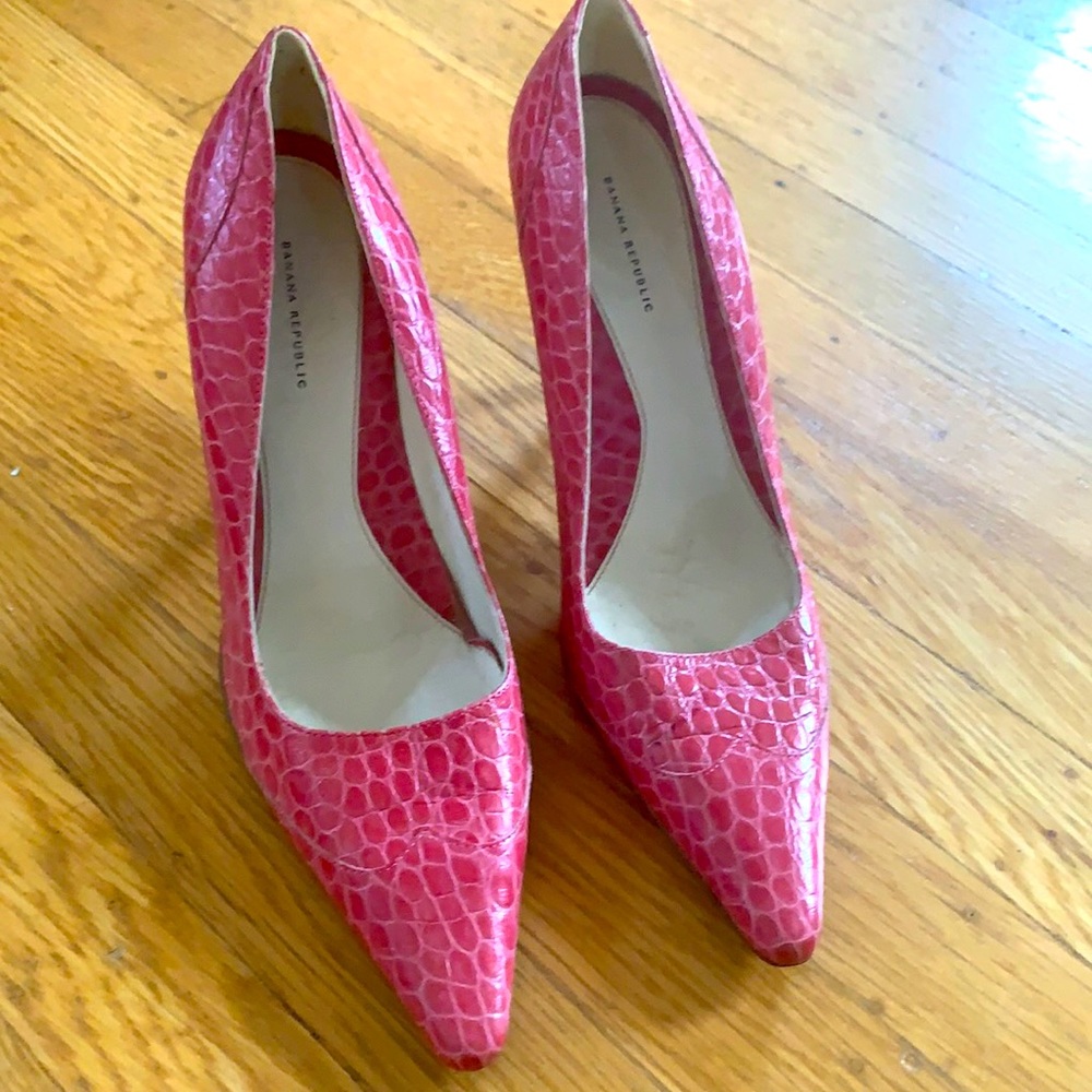 Banana Republic snakeskin heels. Italian leather